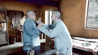 Villain mocked young monk as a waste, but didn't expect his true identity to be Kung Fu Master