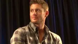 Jared & Jensen Sunday Panel Part 1 - NJcon 2014 (Jensen Sings Intro, Brotherhood, Pranks)