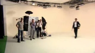INCREDIBLE ROGER FEDERER Trickshot on Gillette Ad Shoot!