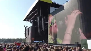 Billie Eilish (HD) Live // idontwannabeyouanymore // Reading and Leeds Festival 2019