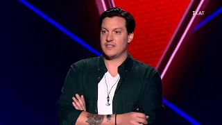 Κριτική στον Νικόλα Αρώνη | Blind Auditions | The Voice of Greece | S08