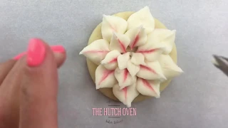 How to pipe a variety of buttercream flowers | collection of tutorials