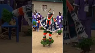 ZAOULI DANSE TRADITIONNELLE IVOIRIENNE