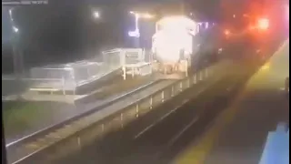 Train crash with CN locomotives & a canadian passenger train