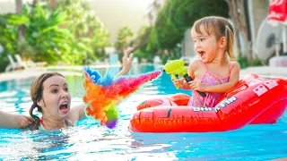 Мия и история про бассейн в квартире. Mia fun play Outdoor Games with swimming pool