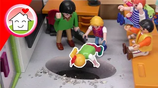 Playmobil Familie Hauser - Ein Loch im Boden - Prank in der Schule mit Lena
