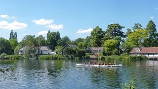 Baca completes amphibious house on the River Thames