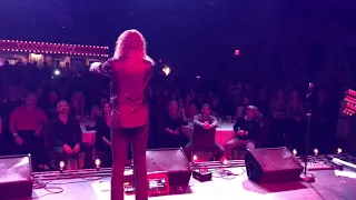 Kelsey Theater - Crowd Singing