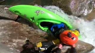 Kayak rescue on the Thompson River