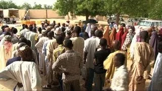 Thousands of people from Nigeria flee to Niger