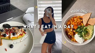 What I Eat In A Day | Chilli recipe, Papaya Boat, Fav Pasta Salad + more!