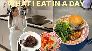 WHAT I EAT IN A DAY *calorie deficit* | meal ideas and healthy dessert recipe