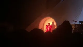 Lorde, Stoned at the Nail Salon + introductory talk, Live @ Berlin!