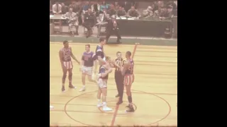 Wilt Chamberlain Beats Two men in a Jump Ball #globetrotters #nba#highlights