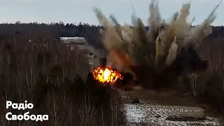«Заметіль-2022»: Україна «наносить» ракетно-бомбові удари по танкових колонах