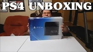 Boogie Unboxing a Playstation 4