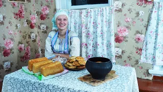 BOUGHT 2 HOUSES IN THE VILLAGE | I WAS LEFT ALONE | I BAKE BREAD, COOK ONION SOUP IN A RUSSIAN OVEN