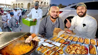 IFTAR Distribution among Pilgrims & Roadside Iftar in Madina ft.@streetfoodpk