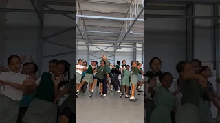 Dancing with South African students🇿🇦😍 #mnike #amapiano #kids #dance #viral #africa #isabellafro