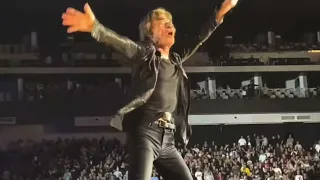 Rolling Stone, Mick Jagger Sticks a Microphone Down his Pants on Stage in Las Vegas on 11/6/21