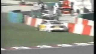 1995 DTM at Magny Cours: Ni Amorim crash into a tow truck