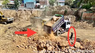 Excellent Truck Unloading Stone , Excavator Dig Mug and Bulldozer Pushing Stone #KNMachines #truck