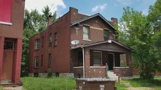 Abandoned Homes, Street Tour of St. Louis 2019