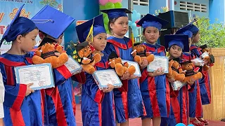 Mới ngày nào đi học khóc nhè mà giờ Trà Sữa tạm biệt Trường Mầm Non “Khoai Lang” chuẩn bị vào lớp 1