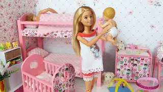 Barbie Doll Baby Ken Family Morning Routine. Life in a DIY Mini House