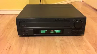 Mitsubishi M-V6022 Laserdisc Player