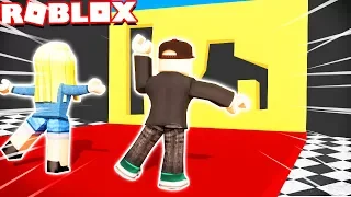 ROBLOX HOLE IN THE WALL - NIE ZOSTAŃ ZGNIECIONY PRZEZ ŚCIANĘ (Vito vs Bella)