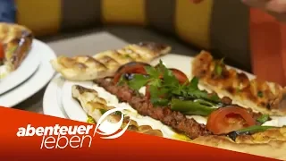 Nachkoch-Challenge: Schaffen Hobbyköche Adana-Kebab nachzukochen? | Abenteuer Leben | kabel eins