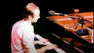PHIL COLLINS - In the air tonight (live in London 1981)