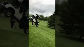 FUNNY GOLF CART FAILS 🚨 CRASHES BEST OF 2021/2022