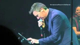 Rick Astley - My arms keep missing you - Teatro Gran Rex Argentina