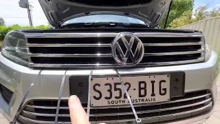 VW Touareg 7P Grille Removal