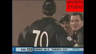 New Zealand versus Pakistan meet in the high voltage clash of 2006 Champions Trophy match highlights