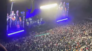 Bon Jovi sings Happy Birthday to Paul McCartney at Metlife Stadium 2022