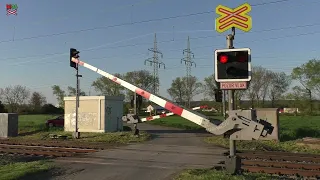Železniční přejezd Malý Újezd-Mikov - 9.5.2023 / Czech railroad crossing
