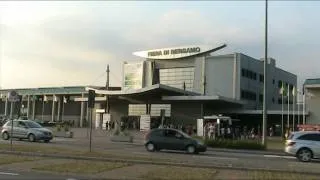 Eros Ramazzotti - Bergamo - 19 07 2010 - Arena Estiva Fiera - Parcheggio prima del concerto