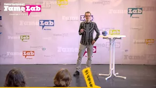 FameLab 2015 - Benedikt Soja beim Regionalentscheid Berlin / Brandenburg