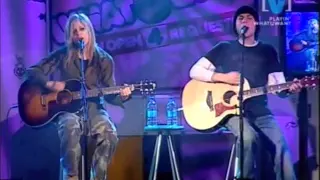 Avril Lavigne-My Happy Ending,Sk8er Boi,Take Me Away -Live @ ChannelV whatUwant [08.17.2004]Part 1/2