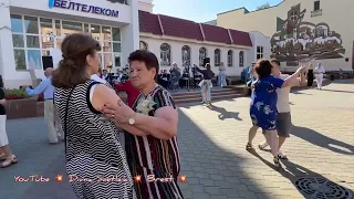 HD. К вашим услугам белый вальс и Мариночка! White dance from Marinochka!