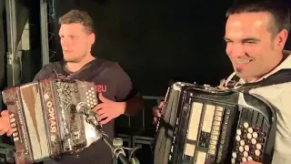 Minhoto e alentejano ao desafio entre a concertina e o acordeão (Tiago Faria e Ricardo Laginha)