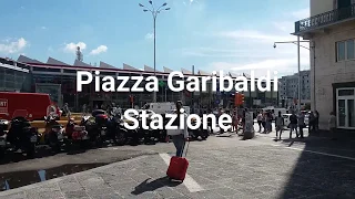 Napoli: Stazione e Centro Storico - Railway and Old Town