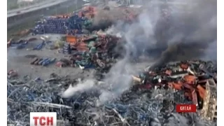 Токсична загроза після техногенної катастрофи висить над китайським містом Тяньцзін