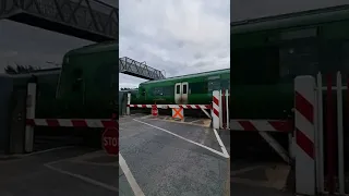 Manual railway crossing in Dublin, Ireland 🇮🇪 July 2022