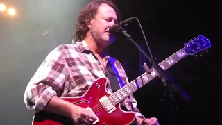 Widespread Panic - Old Neighborhood → Travelin' Light [J.J. Cale cover] (Houston 10.27.13) HD