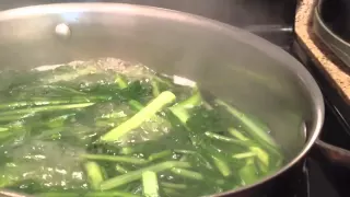 How to clean and cook dandelion greens