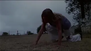 The Texas Chainsaw Massacre {1974} | Sally Escapes Leatherface